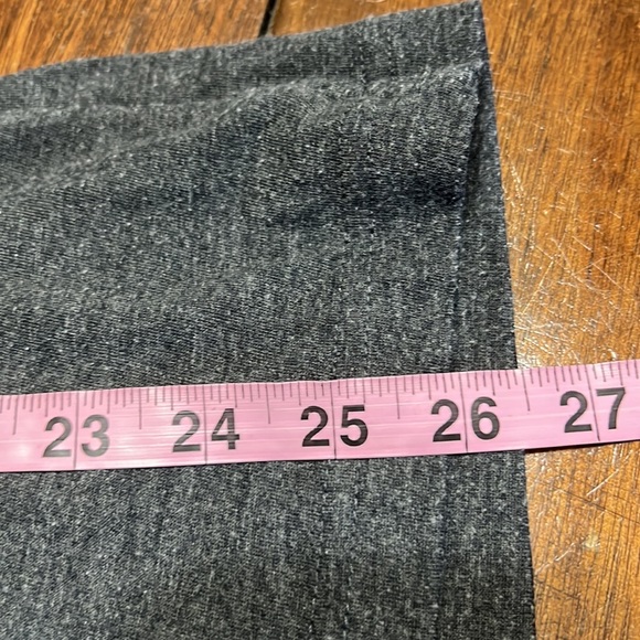 Yale University Center For Engineering Innovation Design Gray T Shirt Sz S EUC - Picture 10 of 10